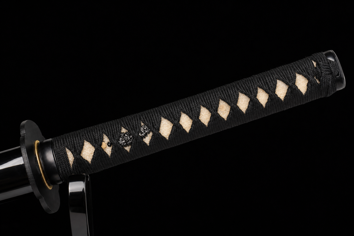 Wave-Hamon Katana — Clay-Tempered T1095, Bo-Hi and True Yokote — tsuka detail