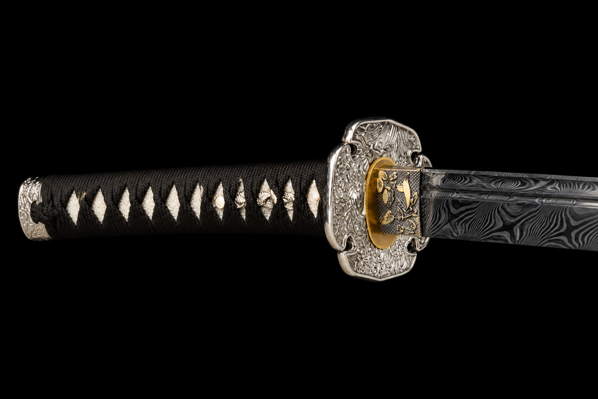 Twisted-Grain Katana — Folded T8, White Eagle Saya — tsuka detail