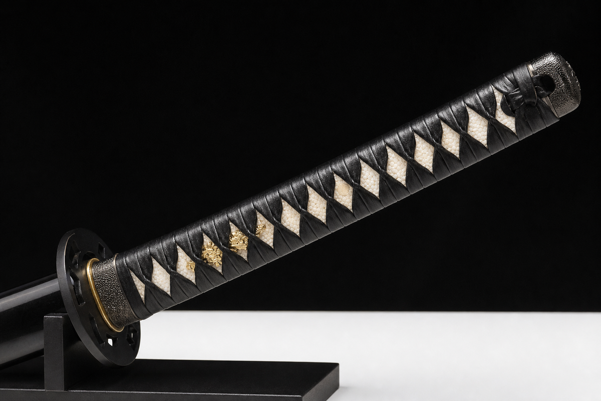 Mirror-Polished Katana — 5160 Spring Steel, Black Kamon Saya, Iron Tsuba — tsuka detail