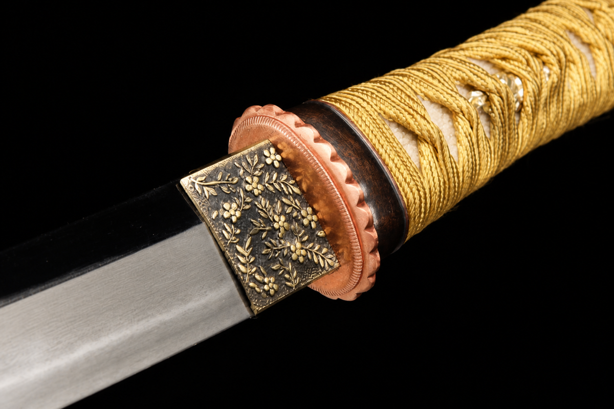 Unsharpened Golden-Crow Collector Wakizashi — Clay-Tempered, Red-Copper Tsuba — tsuba and habaki junction
