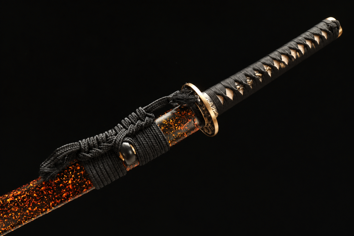 Hand-Painted Saya Katana — Sanmai Folded Steel, Gold Chrysanthemum — koiguchi, sageo and tsuka junction detail