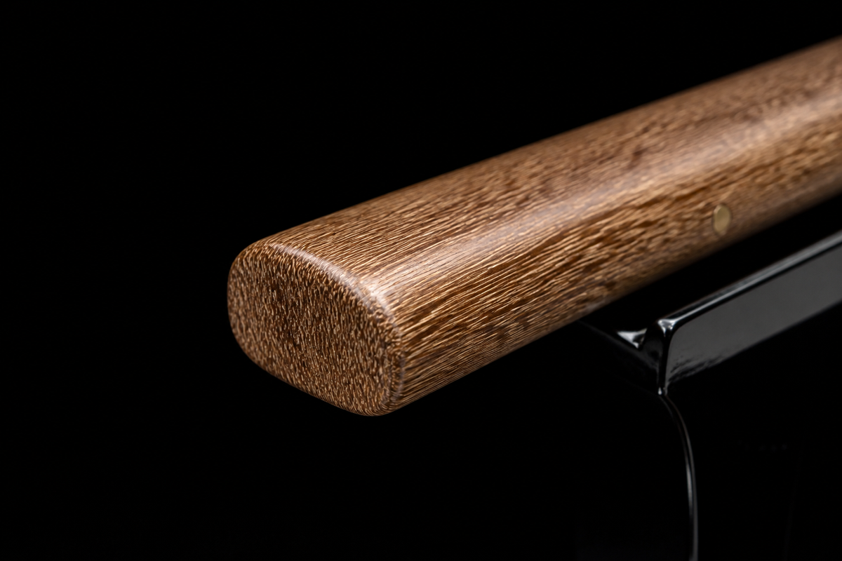 Wenge Tanto — Shinogi Blade, Brass Habaki — kashira detail