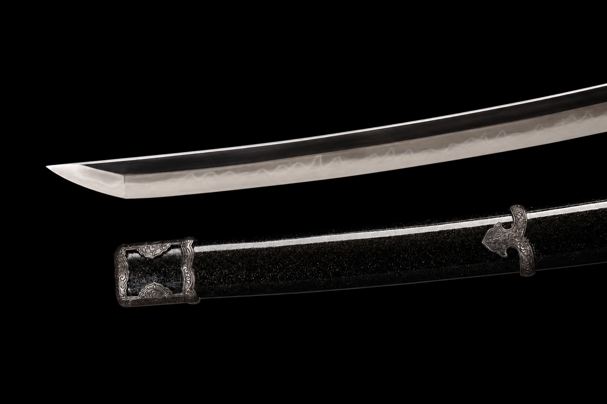 Unsharpened Shogunate Collector Tachi — Clay-Tempered, Wild Rayskin Tsuka — kissaki detail