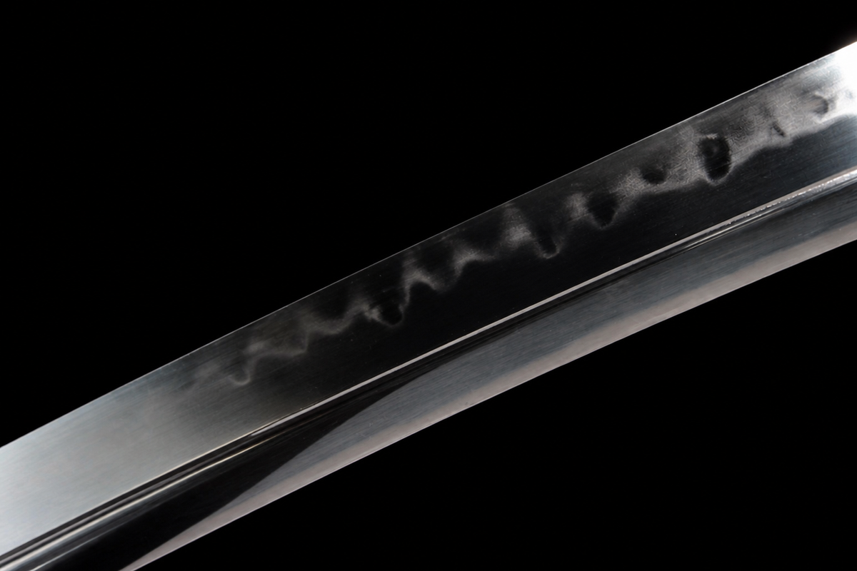 T10 Midare Short Sword — Black Ito, Wood Saya — photograph 7