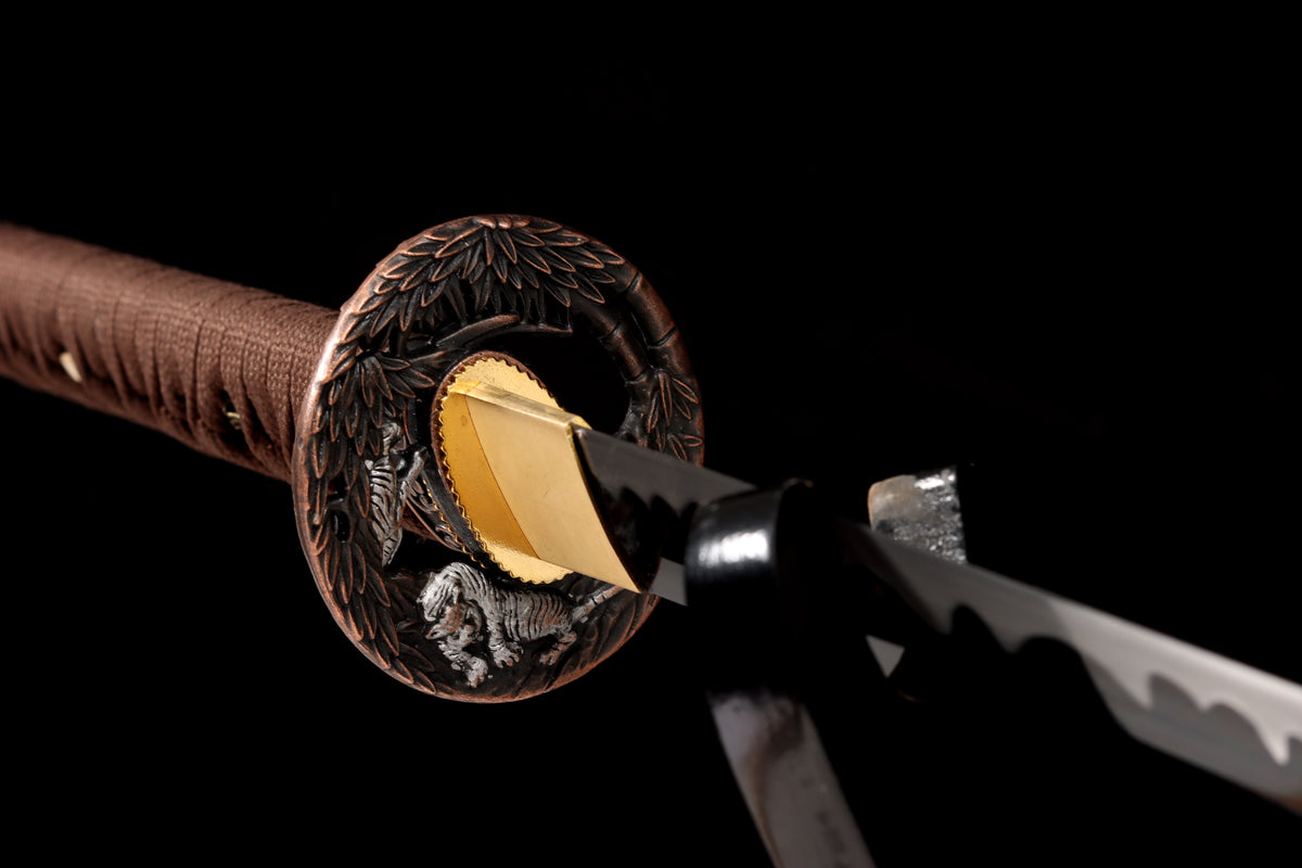 Prime Katana KATANA-30 — unretouched studio photograph 7