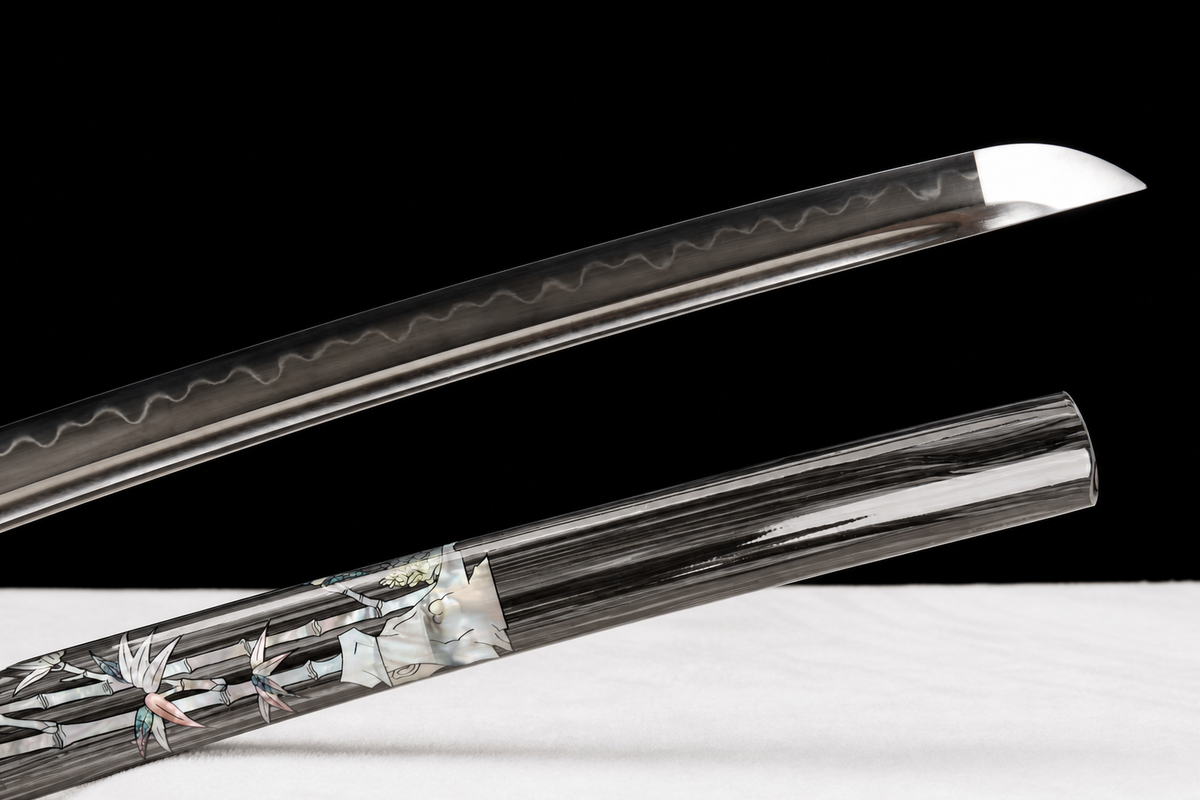 Golden Serpent Katana — Clay-Tempered T10, Bo-Hi — kissaki and polish detail